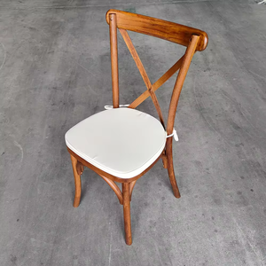 Moderne rustieke wijngaard-stijl stapelbare buitenmeubelen voor bruiloften en evenementen; houten crossback stoelen - Product Image 3