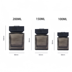 Bouteilles de diffuseur à roseaux <span class=keywords><strong>en</strong></span> <span class=keywords><strong>verre</strong></span> carrées vides <span class=keywords><strong>en</strong></span> gros, 100ml, 150ml, 200ml, avec couvercles <span class=keywords><strong>en</strong></span> bois noir, logo personnalisé pour la décoration intérieure - Product Image 4