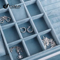 Vente en gros sur mesure plateau à bijoux octogonal en velours bleu clair plateau de présentation de bijoux de luxe moderne bague boucle d'oreille bracelet