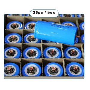 32650 32700 3.2v rechargeable battery with studs Lithium iron phosphate 2000time recycles LIFEPO4 Batteries for Solar Light