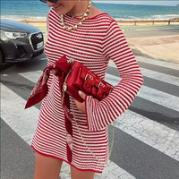 Nouvelle Robe Courte Tricotée Rayée Vintage Y2K pour Femme 2026 – Pull Slim à Manches Longues Élégant pour Vacances et Plage
