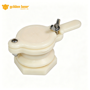 Vanne de sortie en plastique blanc Golden Bear pour extracteur de miel, accessoire d'apiculture pour la récolte du miel - Product Image 1