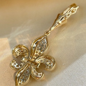 Pendentif Fleur-de-lis en or massif 18 carats certifié Xinfly, diamant naturel 0,23 ct, prêt à être expédié, bijoux fins certifiés AU750 - Product Image 6