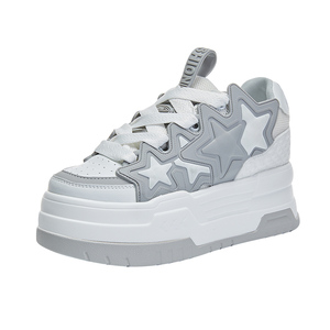 Chaussures à plateforme rehaussée Song Yaxuan Star pour femme, décontractées, style Dongda Bread, avec amorti Evergreen, Automne 2024 - Product Image 1