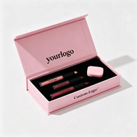 Boîte cadeau de luxe en carton magnétique recyclable avec insert en EVA, conçue sur mesure pour gloss à lèvres, rouge à lèvres, blush et autres cosmétiques.