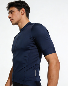 Maillot de cyclisme minimaliste bleu marine à manches courtes, léger, doux pour la peau, idéal pour le vélo de route quotidien, l'entraînement de base et les trajets nocturnes - Product Image 1