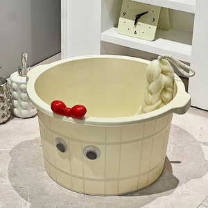 Round Plastic Foot Bath Bucket With Big Eyes And Bow Durable Massage Basin For Home Or Dormitory Use - Product Image 3