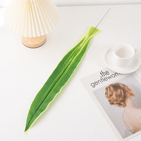 Plantes tropicales de haute qualité feuille de palmier Faux feuillage feuilles artificielles pour la décoration de la maison