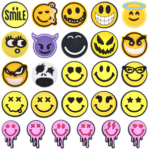 Nouvelle personnalisation émoticône pack chaussure breloque PVC souple pas cher dessin animé vente en gros sacs décorations sandales accessoires - Product Image 4