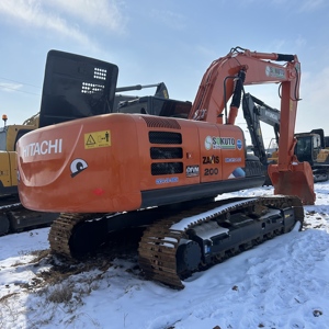 Excavadora Hitachi ZX200LC 5 de 20 Toneladas con Motor Isuzu, Engranajes y Bomba - Probada en Alta Humedad para Trabajos en Canales de Riego y Campos de Arroz - Product Image 1