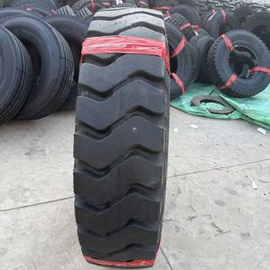 Pneu 1400-24 pour Compacteur à Rouleaux, Camion Minier, Usage Intensif, Résistant à l'Usure - Product Image 1