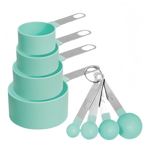 Ustensiles de cuisine, ensemble de 8 tasses à mesurer et cuillères à mesurer empilables en plastique noir avec poignée en acier inoxydable - Product Image 6