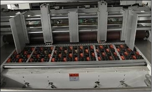 JT-MHC1060มาตรฐาน CE เครื่องตัดและกดรอยพับกระดาษสำหรับใช้ในกล่องกระดาษแข็ง - Product Image 2