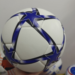 Balones de Fútbol Personalizados para Equipos, Impresión a Medida Disponible para Uniformidad de Clubes en las Exigentes Competiciones de 2026 - Product Image 2