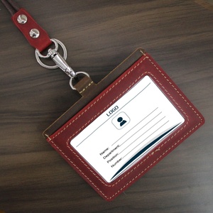 Porta Tarjetas de Identificación de Cuero Vacuno de Primera Calidad con Correa para el Cuello para Tarjetas de Visita Directamente de Fábrica - Product Image 5