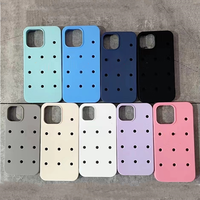 Coque de téléphone en PVC souple avec breloques en caoutchouc, vente en gros, pour iPhone 15 14 13 12 11, pour hommes, femmes et enfants