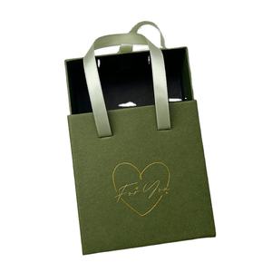 Boîte à bijoux en <span class=keywords><strong>papier</strong></span> de <span class=keywords><strong>Suspension</strong></span> personnalisable haut de gamme organisateur vierge personnalisé avec Logo revêtement UV gaufrage stratification mate - Product Image 5