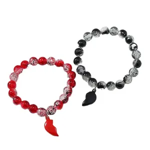 Nouveaux Bracelets de couple transfrontaliers romantiques, perles florales, perles de verre craquelé, cœur magnétique, faits à la main pour femmes - Product Image 6