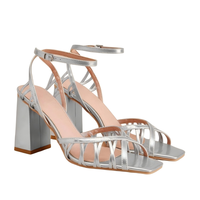 Chaussures à talons hauts pour femmes, argentées, à brides multiples, talon carré, bout ouvert, à enfiler, antidérapantes, pour l'été et l'extérieur, vente en gros