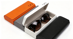 Étui à lunettes haut de gamme fait main avec fermeture magnétique, base rigide en papier épais, couverture en similicuir souple, impression quadricolore - Product Image 2