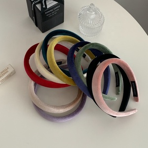 إكسسوارات شعر خريفية وشتوية كلاسيكية أربطة رأس ربطة شعر مبطنة بالإسفنج رابطة رأس مخملية رفيعة سادة - Product Image 3