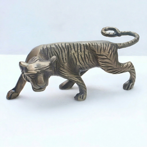 Modern Aluminum <b>Figurative</b> Sculpture Handmade Artistic Eco-Friendly Durable Tabletop Decor Living Room Display Jaffs Exports - Product Image 1