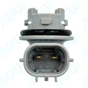 Enchufe de luz de parachoques trasero Scion 90075-60005 RZ-01-A0131 para reemplazo y reparación, inserción directa - Product Image 2