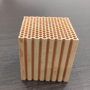 <span class=keywords><strong>Catalyseur</strong></span> en Cordierite à Nid d'Abeille Émaillé Résistant à la Chaleur Nanxiang avec 99% de Pureté pour l'Élimination des COV - Product Image 4