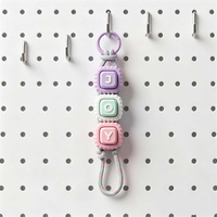 Porte-clés anti-stress en gros, jouets personnalisables, porte-clés alphabet imbriqués pour cadeau