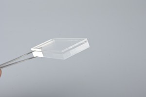 Giá đỡ <span class=keywords><strong>acrylic</strong></span> <span class=keywords><strong>mini</strong></span> trong suốt bán chạy, lý tưởng để trưng bày thẻ nhỏ và ảnh trên bàn và kệ - Dụng cụ sắp xếp tinh tế - Product Image 6