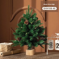 Mini arbre de Noël artificiel de table avec cônes de pin et base en toile de jute, petit sapin de Noël pour la décoration de bureau, de maison ou de bureau à domicile