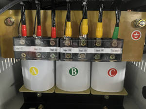 <span class=keywords><strong>10</strong></span> <span class=keywords><strong>KVA</strong></span> 15 <span class=keywords><strong>KVA</strong></span> 15KW 15kVA 220V 380V 3 giai đoạn biến áp khô Loại biến áp - Product Image 5