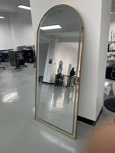 Nouvelle Arrivée Grand <span class=keywords><strong>Miroir</strong></span> Mural <span class=keywords><strong>LED</strong></span> Doré pour Salon de Coiffure et Maquillage, Mobilier de Salon de Beauté - Product Image 1