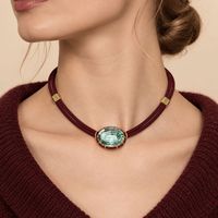 Collier superposé bohème SongYi avec pendentifs ovales en cristal colorés, ras-de-cou en corde tressée, bijoux tendance pour femme au quotidien