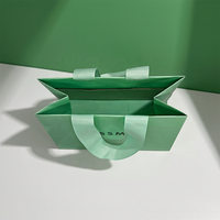 Sacs cadeaux en papier brillant pour bijoux, parfums, Noël, anniversaires, sacs cadeaux en carton, petits sacs cadeaux en papier miniatures