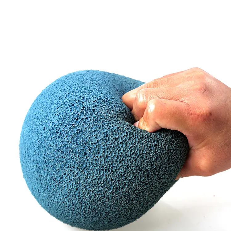 Cleaning balls