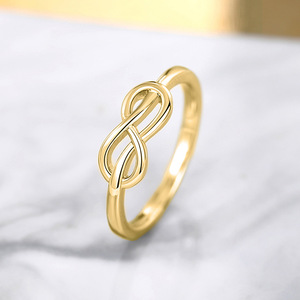 Anello a Forma di Otto Infinito per Donne, Gioiello Minimalista alla Moda - Product Image 3