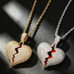 Collier Pendentif Cœur Brisé Iced Out en Laiton CZ Doré Argenté avec Chaîne Corde, Bijoux Hip Hop pour Hommes Femmes, Cadeau - Product Image 1