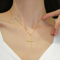 Collier pendentif croix en acier inoxydable plaqué or 18 carats PVD, micro-incrustation de zircon cubique, chaîne à maillons, cadeau de fête pour femme, vente en gros