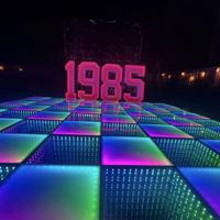 Vente chaude Usine Éblouissant 3D Infinity Miroir Magnétique DMX LED DJ Piste De Danse pour Fête D'anniversaire De Mariage Graduation Stage
