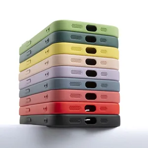 Étui en silicone pour iPhone 15 Pro Étui en silicone mince et mince à 3 couches Étui en silicone souple pour iPhone 15 Pro Max