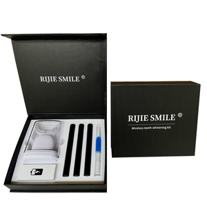 Kit Sbiancante per Denti con 32 LED Approvato CE, Gel Senza Perossido, Ricaricabile Wireless, Confezione Regalo di Lusso, Uso Domestico Sicuro RIJIE <span class=keywords><strong>SMILE</strong></span> - Product Image 1