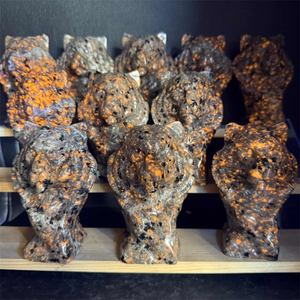 Vente en gros de sculptures artisanales en cristal naturel, <span class=keywords><strong>pierre</strong></span> de guérison, motif chat fantôme UV, lion, Yooperlite, pour la décoration intérieure - Product Image 5