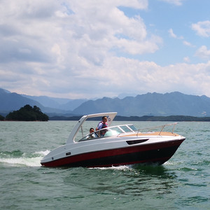 Mini-yacht en fibre de verre de 7,3 m (24 pieds) pour la pêche, le wakeboard, la navigation rapide et les sports nautiques de loisirs - Product Image 5