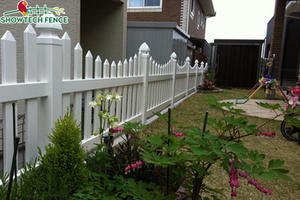 Clôture en vinyle de <span class=keywords><strong>piscine</strong></span> en <span class=keywords><strong>PVC</strong></span> festonnée de 3 "7/8" de 4 pieds de haut x 8 pieds de large - Product Image 6