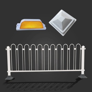 Kiểm soát đám đông giao thông chống va chạm <span class=keywords><strong>guardrails</strong></span> cách ly đường kẽm thép <span class=keywords><strong>guardrails</strong></span> an toàn đô thị thành phố <span class=keywords><strong>guardrails</strong></span> - Product Image 5