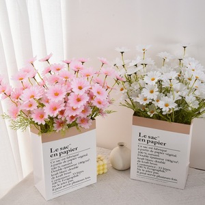 Flores Artificiales de Margarita, Ramo de Flores de Seda, Alta Simulación, Decoración del Hogar, Accesorios para Bodas, Reutilizables, Reciclables - Product Image 1