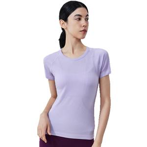 <span class=keywords><strong>เสื้อ</strong></span>ยืดกีฬาแขนสั้นเข้ารูปสำหรับผู้หญิง<span class=keywords><strong>เสื้อ</strong></span>โยคะไร้รอยต่อแห้งเร็วระบายอากาศได้ดี - Product Image 5