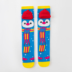 Хит продаж: Детские носки средней длины, осенняя новинка 2025 года, 3D мультяшные носки выше колена для малышей, длинные разноцветные носки - Product Image 3