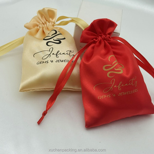 Sacs de faveur <span class=keywords><strong>en</strong></span> soie <span class=keywords><strong>pour</strong></span> les mariages, douches de bébé pochettes de bonbons <span class=keywords><strong>en</strong></span> <span class=keywords><strong>tissu</strong></span> de satin doux sac anti-poussière <span class=keywords><strong>en</strong></span> satin de <span class=keywords><strong>lavande</strong></span> - Product Image 1